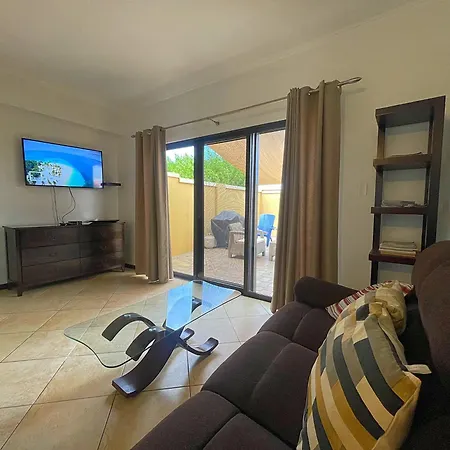Diamante 242 St Town Home In Gold Coast 2 Bedrooms 3 Bath 3 Community Pools